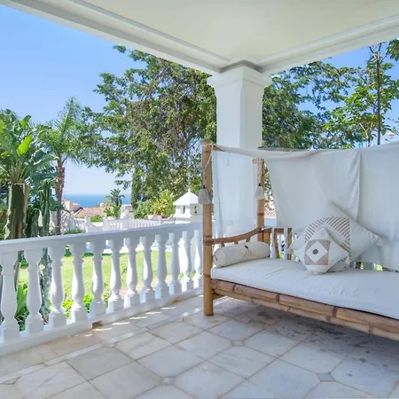 Merinas Asya Villa Marbella